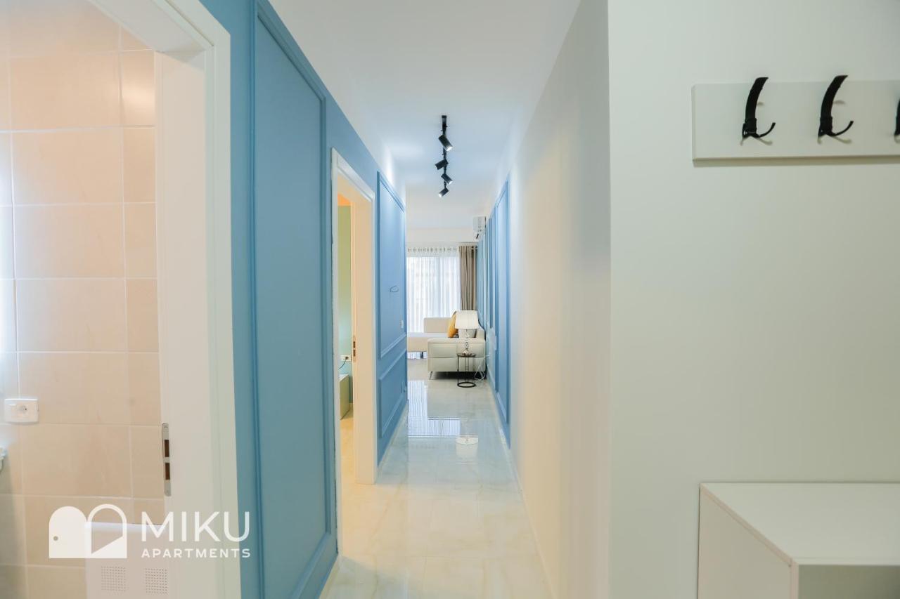 Miku Apartment - Glamorous 1Bedroom Apartment At Olympic Residence ティラナ エクステリア 写真